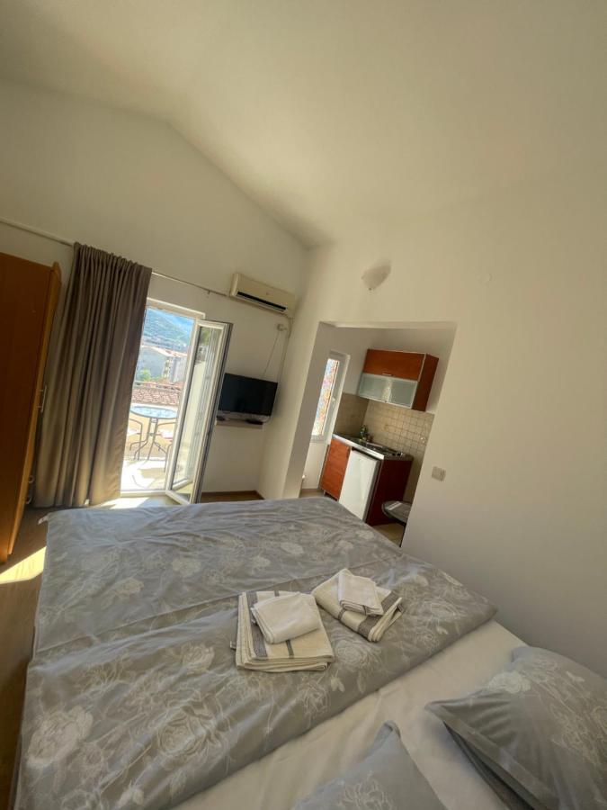 Apartments Manojlovic Budva Buitenkant foto
