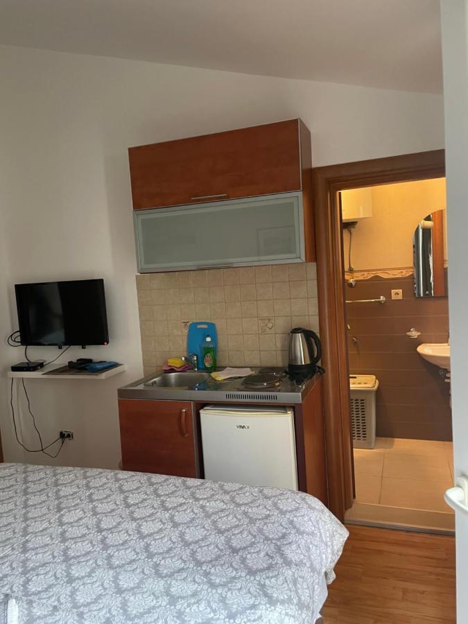 Apartments Manojlovic Budva Buitenkant foto