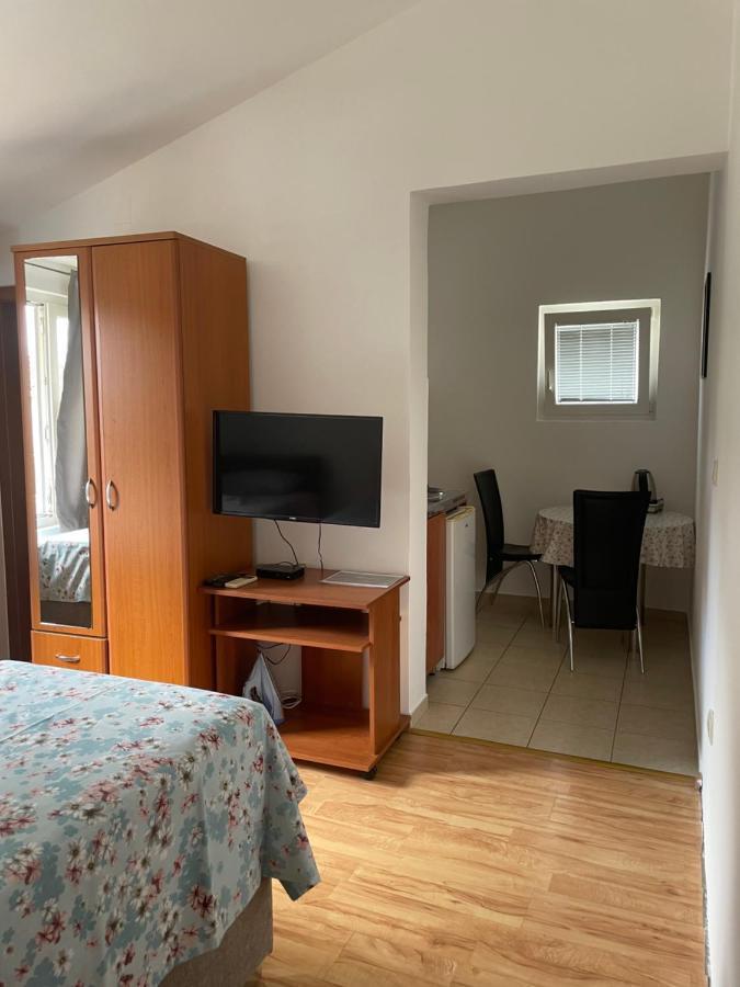 Apartments Manojlovic Budva Buitenkant foto