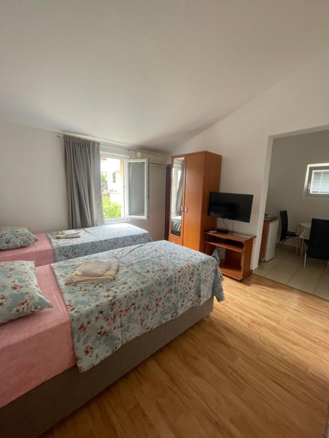 Apartments Manojlovic Budva Buitenkant foto