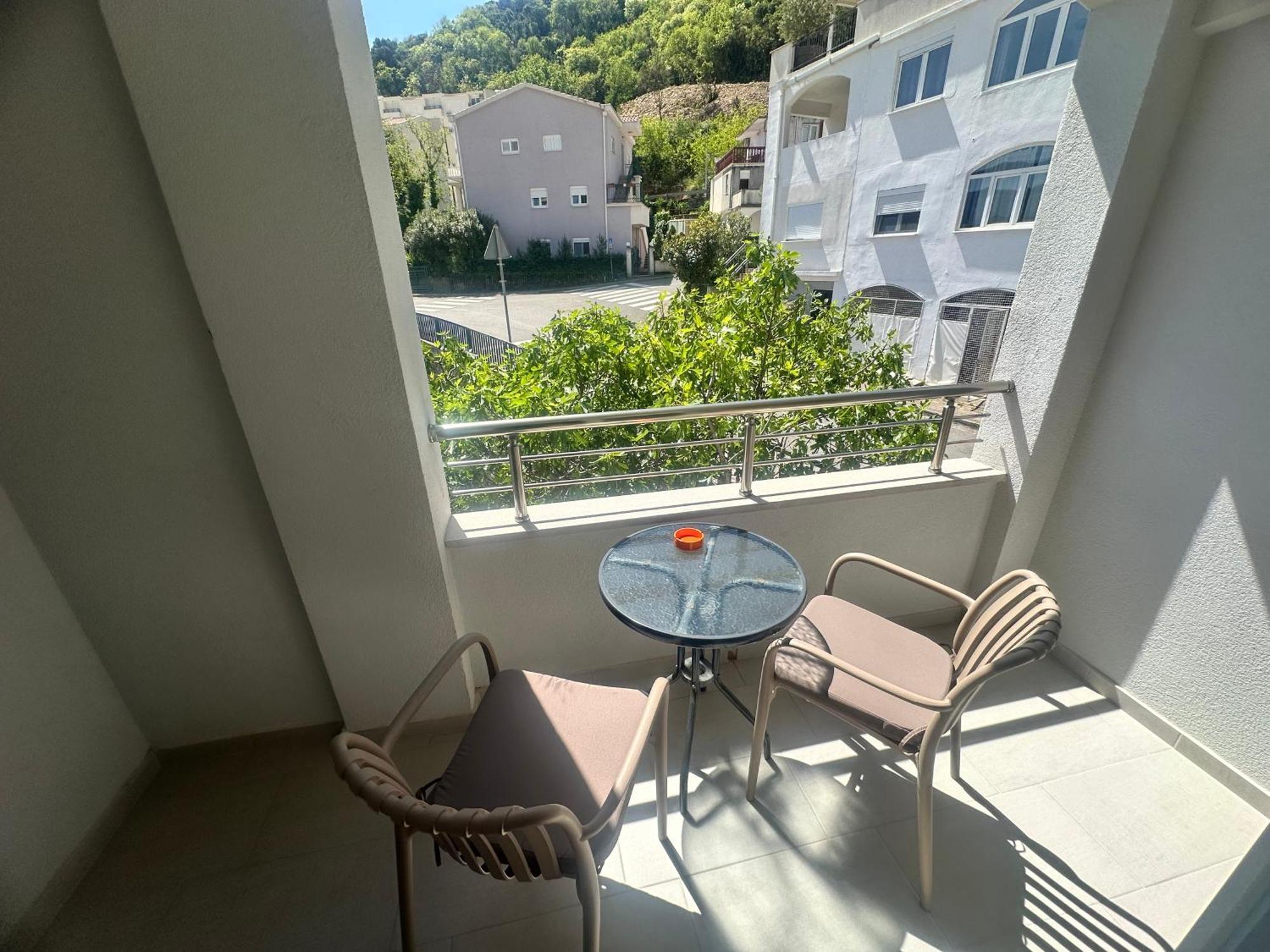 Apartments Manojlovic Budva Buitenkant foto