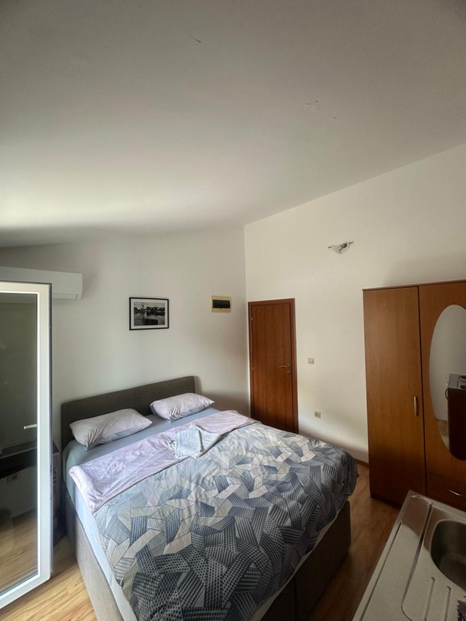 Apartments Manojlovic Budva Buitenkant foto