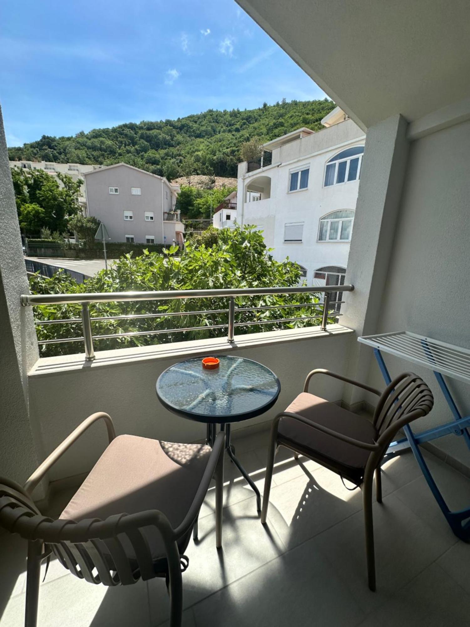 Apartments Manojlovic Budva Buitenkant foto