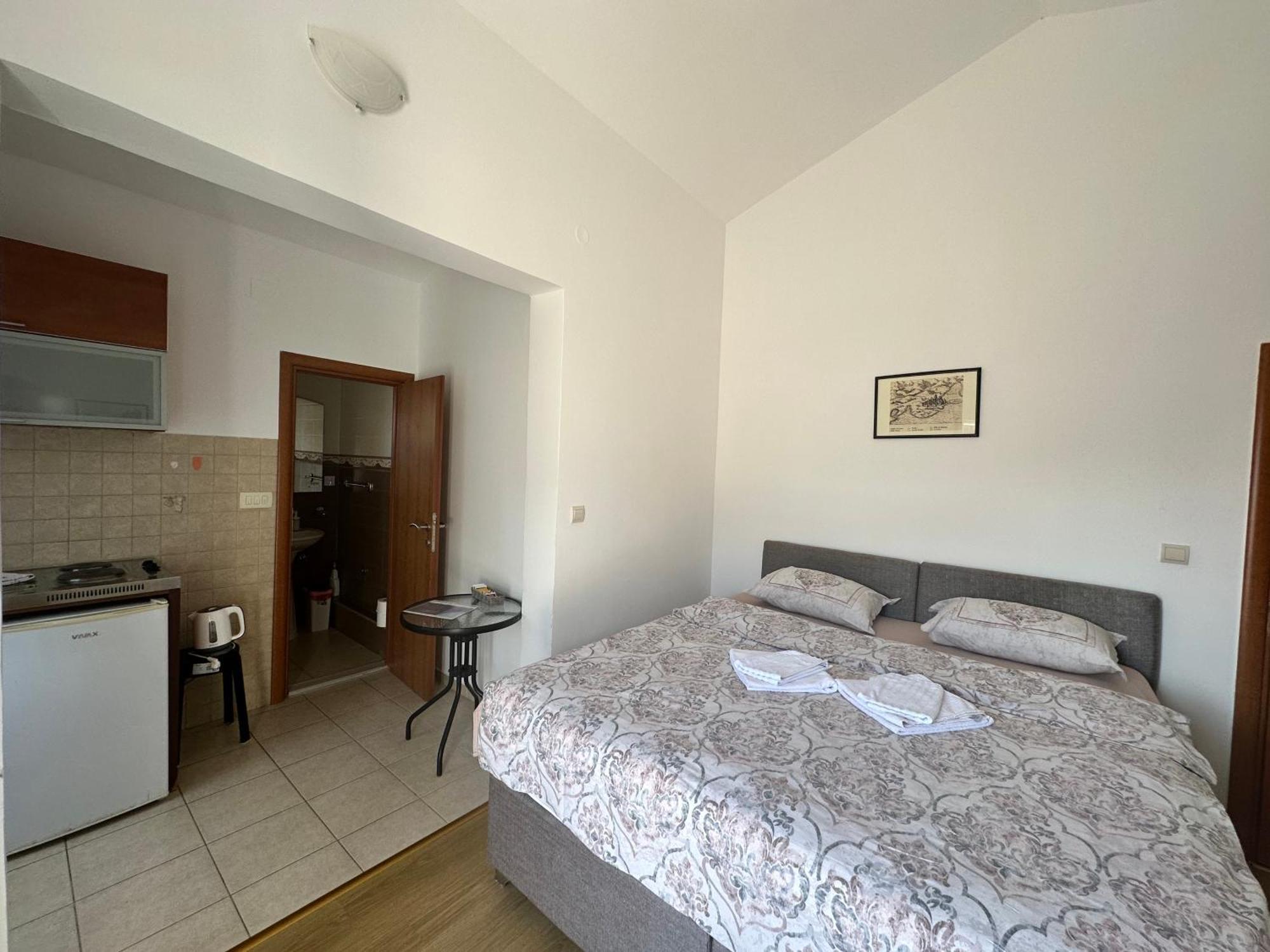 Apartments Manojlovic Budva Buitenkant foto
