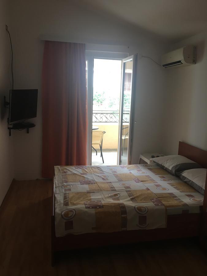 Apartments Manojlovic Budva Buitenkant foto